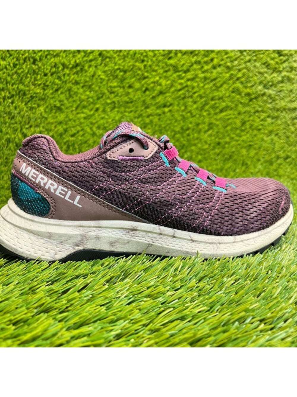 Merrell Fly Strike Womens Size 6 Purple Athletic Trail Running Shoes Sneakers